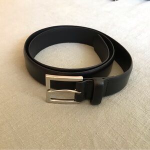 Banana Republic Black Leather Belt (size 34)